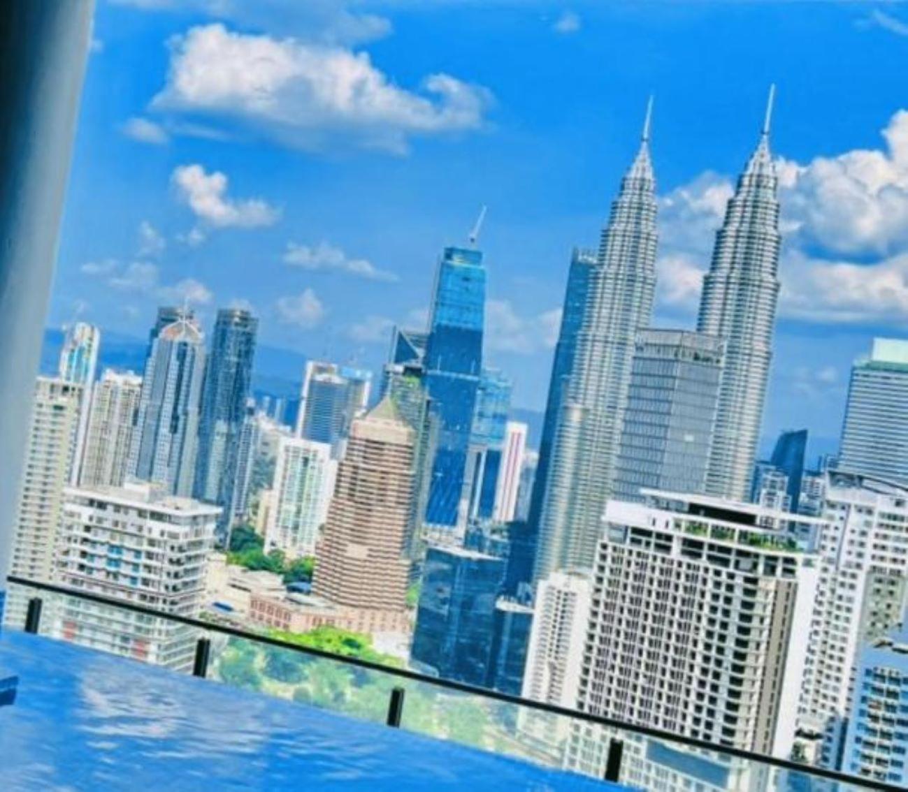 The Luxe Klcc By Cozy Apartment
