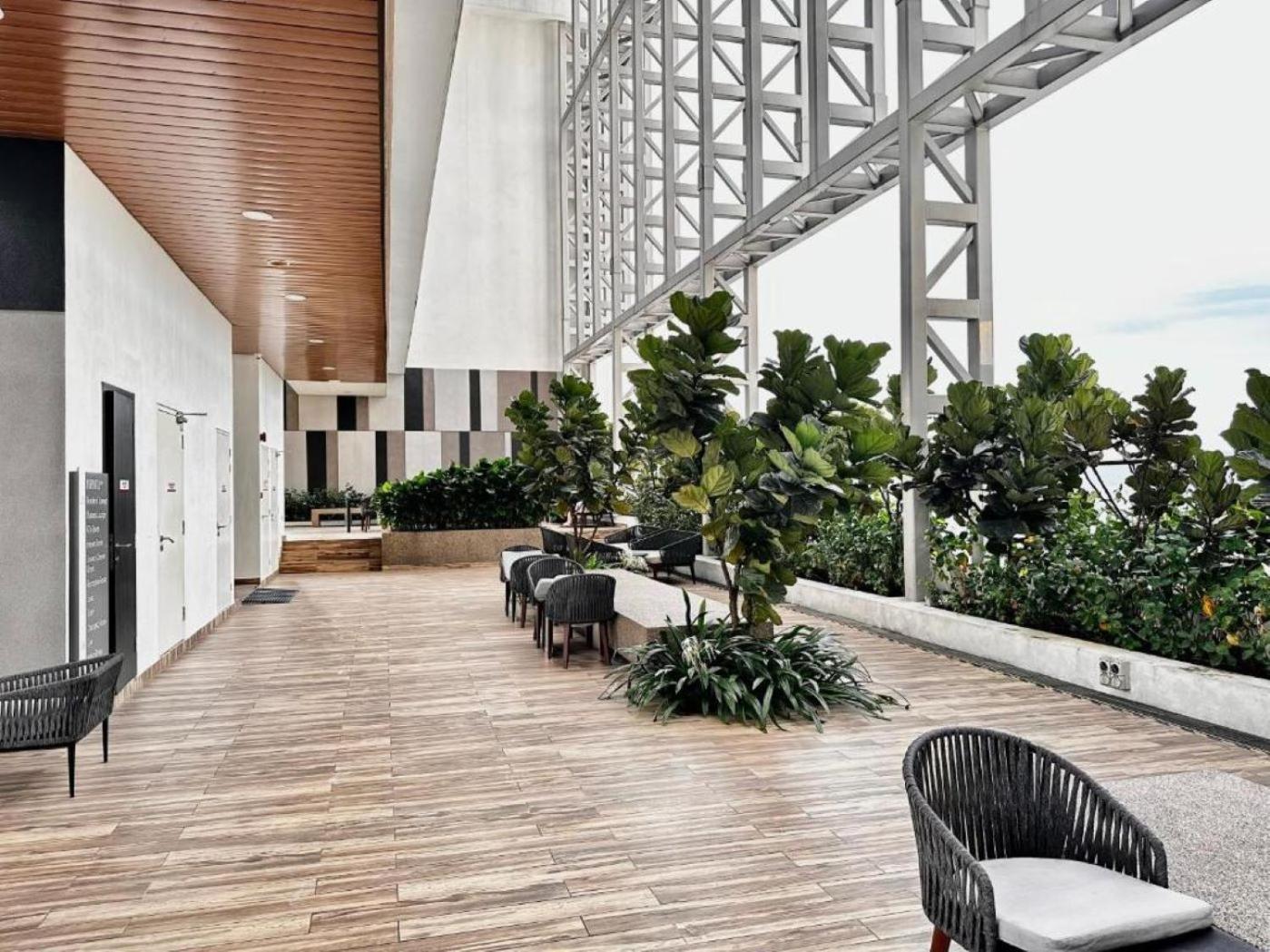 Apartment The Luxe Klcc By Cozy