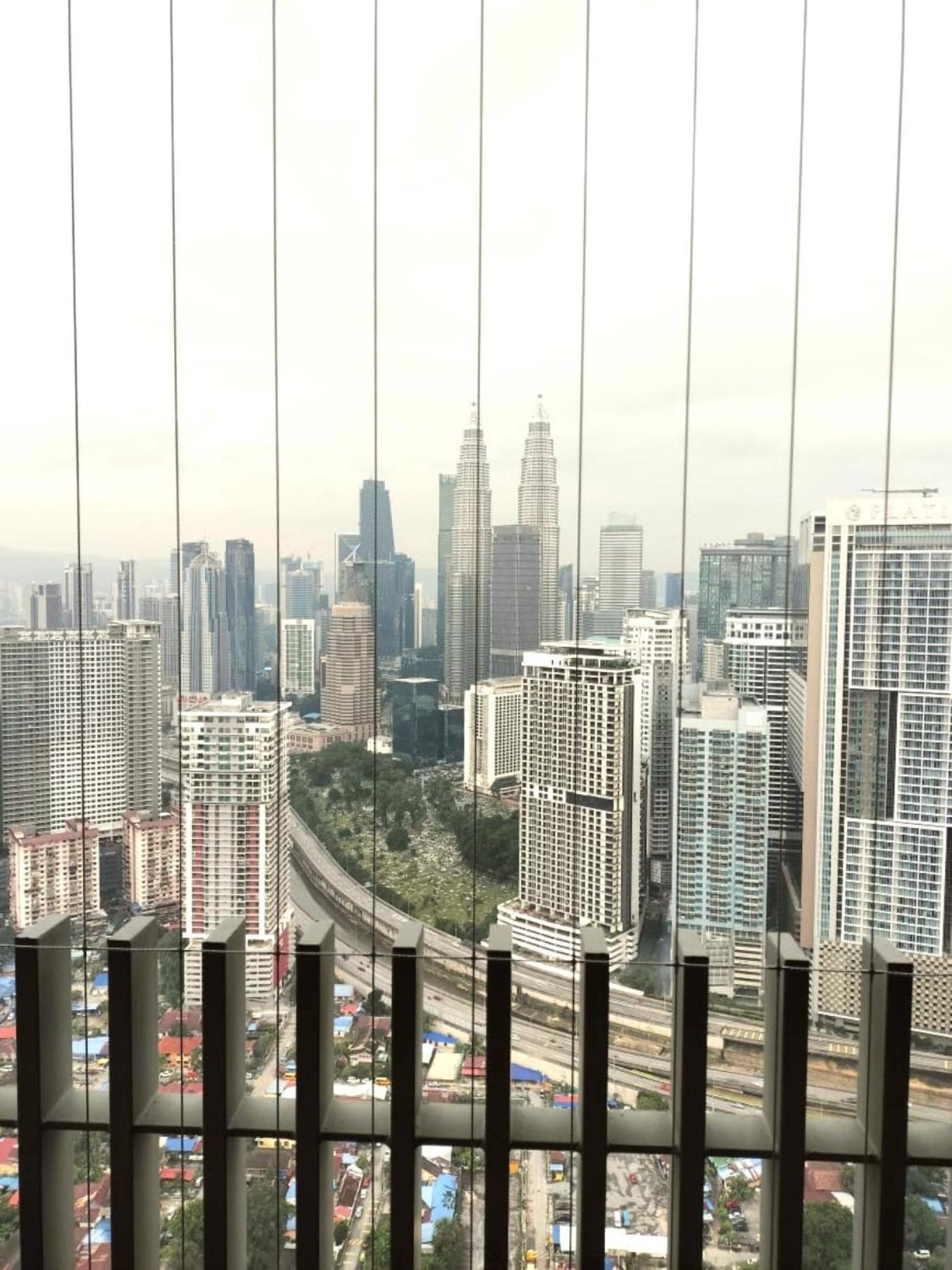 The Luxe Klcc By Cozy Apartment