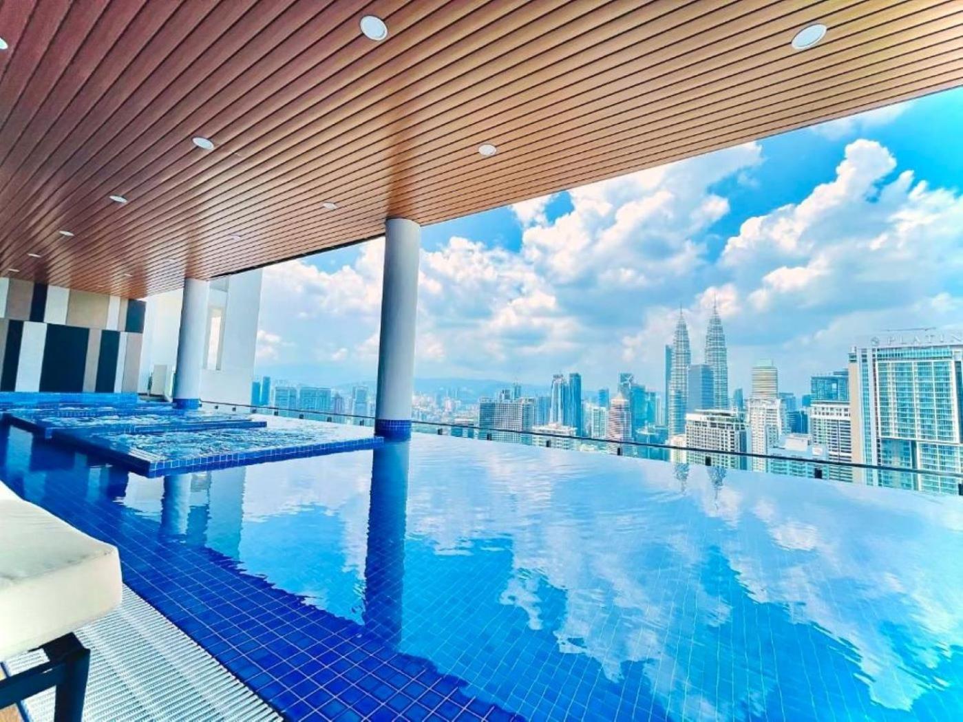 Apartment The Luxe Klcc By Cozy Kuala Lumpur